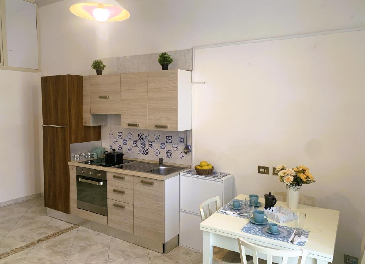 La Piccola Sorrento Apartment Bagian luar foto